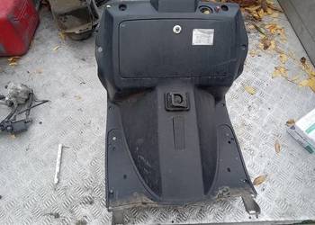 Plastik osłony kolan s,uter QT-4 Quantum Zipp Romet Junak Router Keeway Cpi