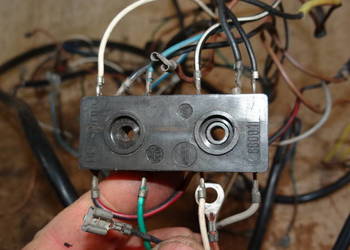 Zarezerwowane kostka instalacji z przewodami MZ ETZ org DDR