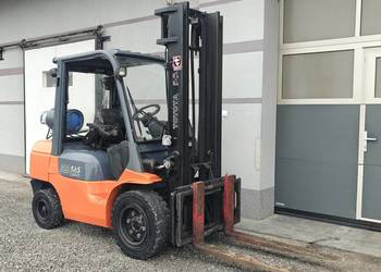Wózek widłowy Toyota 7FGJF35 3,5T Lpg 4 Sekcje 2006r Niski Przebieg