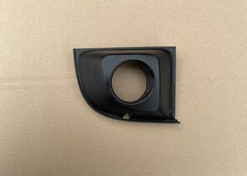 735425625 ramka osłona halogenu fiat 500