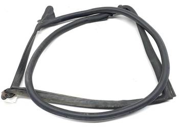 USZCZELKA DRZWI TYŁ LEWY AUDI Q8 SUV