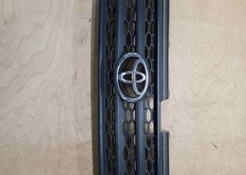 Toyota Rav 4 00-05r. atrapa gril kratka pas przedni