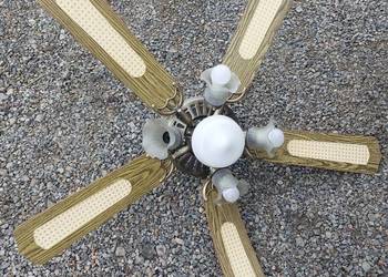 Żyrandol z wiatrakiem