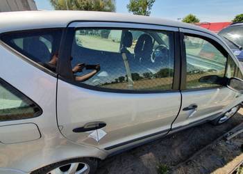 DRZWI PRAWE TYŁ MERCEDES A KLASA W168 761