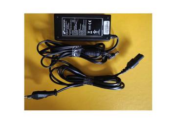 ładowarka zasilacz kabel impulsowy FSP Group model FSP035-DBCB1