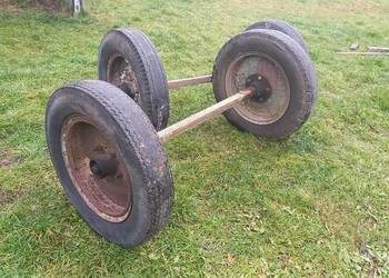 Oski z kołami do dwukołówki/wózka