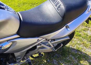 Kanapa Suzuki Bandit gsf 1200