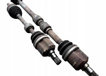 Półoś przeguby prawa przednia kompletna Hyundai IX35 2.0 CRDI 2WD