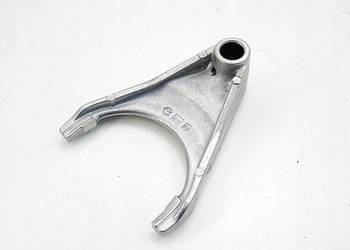 Widełki wybierak skrzyni biegów K9A0 Kia Carens I II Shuma 1.8 2.0