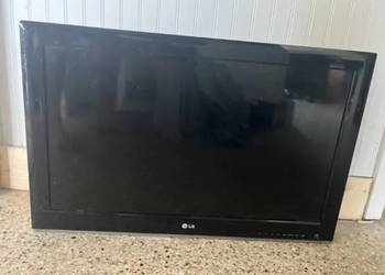 Oddam telewizor lg 48 cali, harczący glosnik