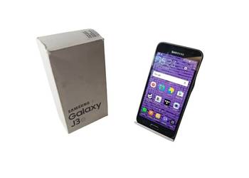 Smartfon Samsung Galaxy J3 ( 2016 )