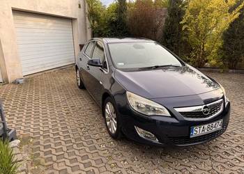 Opel Astra 1.6 Benz+gaz 2009r