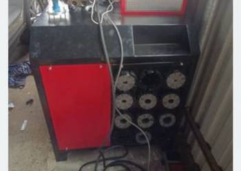 Zakuwarka do węży hydraulicznych