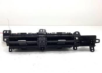 KRATKA NAWIEWU PRZÓD ŚRODKOWA TOYOTA AURIS II 55670-02400 Hatchback