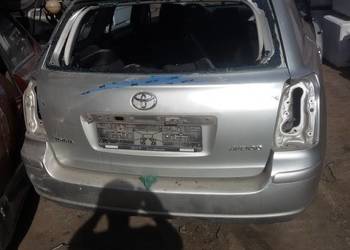 wycieraczka  tylna toyota avensis kombi T25