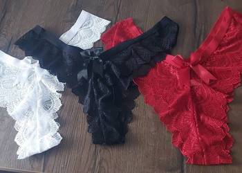 3 sztuki damskich majtek z kokardką 4XL SHEIN