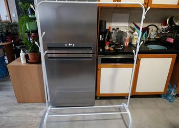 wieszak na ubrania mobilny przenośny garderoba