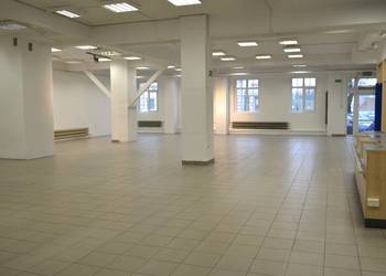 Lokal handlowo-usługowy 700 m² Koło parter od zaraz (możliwy podział)