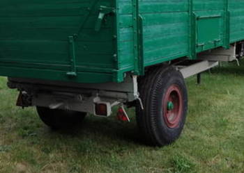 Przyczepa wywrotka na 3 strony