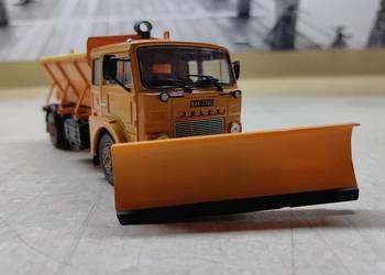Ciężarówka PRL - model Jelcz skala 1:43 De agostini