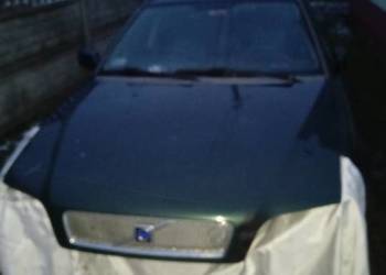 Maska - pokrywa silnika Volvo V40
