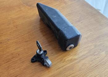 Uchwyt na kask + schowek + klucze Honda VT500C Shadow