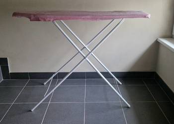 Deska do prasowania rozkładana (starszego typu)