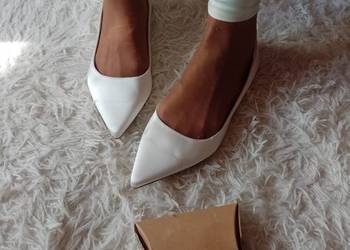 (42) ASOS Design) Białe baleriny ślubne z Londynu, NOWE