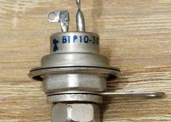 Tyrystor typu BTP 10/300 10 A / 300 V UNITRA LAMINA, nowy, RETRO PRL