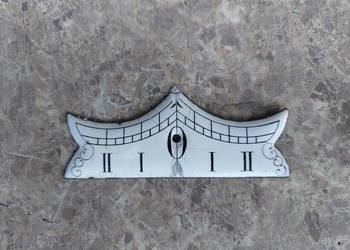 36 Wychylnik wahadła starego zegara tzw porcelanka