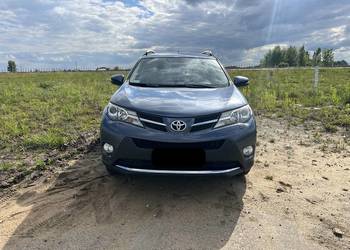 Toyota RAV4 4x2 d4d manual, czerwona skóra