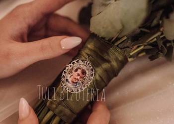 Medalion do bukietu ślubnego medalik ze zdjęciem do ślubu