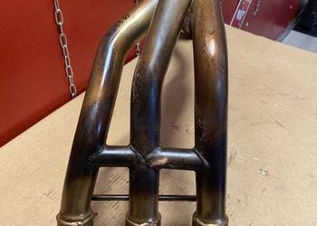 Triumph Speed Triple 1050 kolektor wydechowy B18