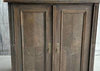 komoda drewniana / 910