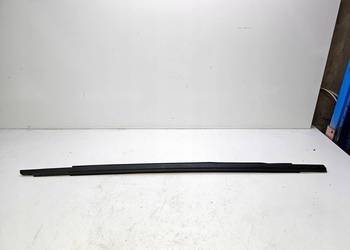 LISTWA PRAWY PRZÓD MAT DRZWI AUDI A3 8V SEDAN 8V5837478A
