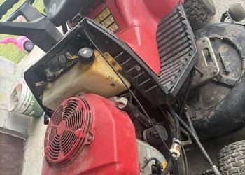 Traktorek Honda GXV620