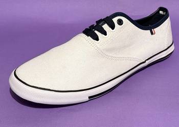 Białe męskie trampki rozmiar 46 (28 cm)