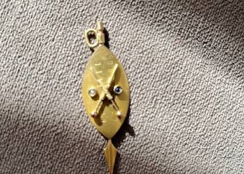 Złota zawieszka z diamentem i szafirem !