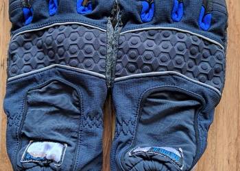 męskie zimowe rękawice 3M są nowe ale posiadają wady wizualne co nie wpływa