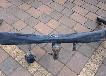 Oryginalny hak holowniczy Oris Audi 80 B4 sedan Oryginalny hak holowniczy Oris Audi 80 B4 sedan