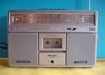 Radiomagnetofon GRUNDIG RR-621 Elite