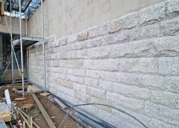 Pasy granitowe, boniówka