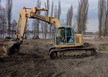 Koparka gąsienicowa New Holland e 135sr