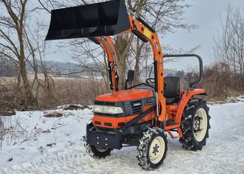 Traktorek KUBOTA GL261D 26KM 4×4 Wspomaganie Kierownicy, Ładowacz FL-300