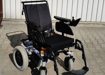 Wózek inwalidzki elektryczny Invacare Stream + nowe akumulatory