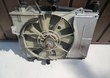 CHLODNICA WODY TOYOTA YARIS 11-14R MF4221746373