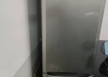 Lodówka Indesit srebrna- no frost 187cm wys.