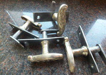 Stare klamki okienne--około 1930 rok---piękne 5 szt.