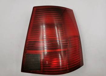 Lampa Prawy Tył Tylna Prawa VW Bora Golf IV Kombi 1J9945096M