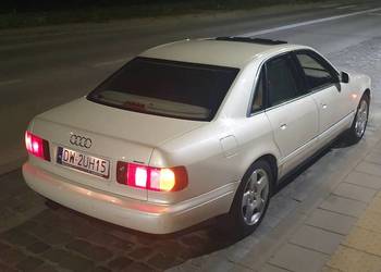 Audi A8 4.2 V8 q. (nowy rozrząd, welur, podw.szyby, el.kier., roleta, hak)